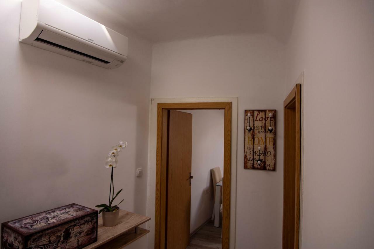 Lipa Apartment Split Exterior photo